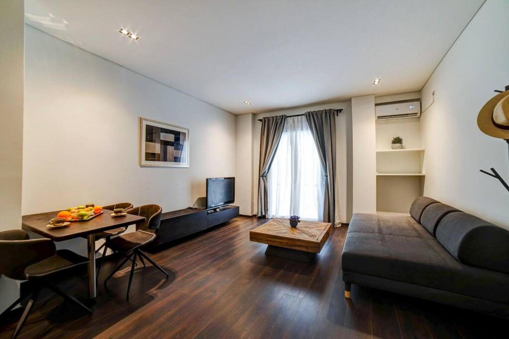 Classy And Stylish Apartment Next To Hilton Athens Ngoại thất bức ảnh