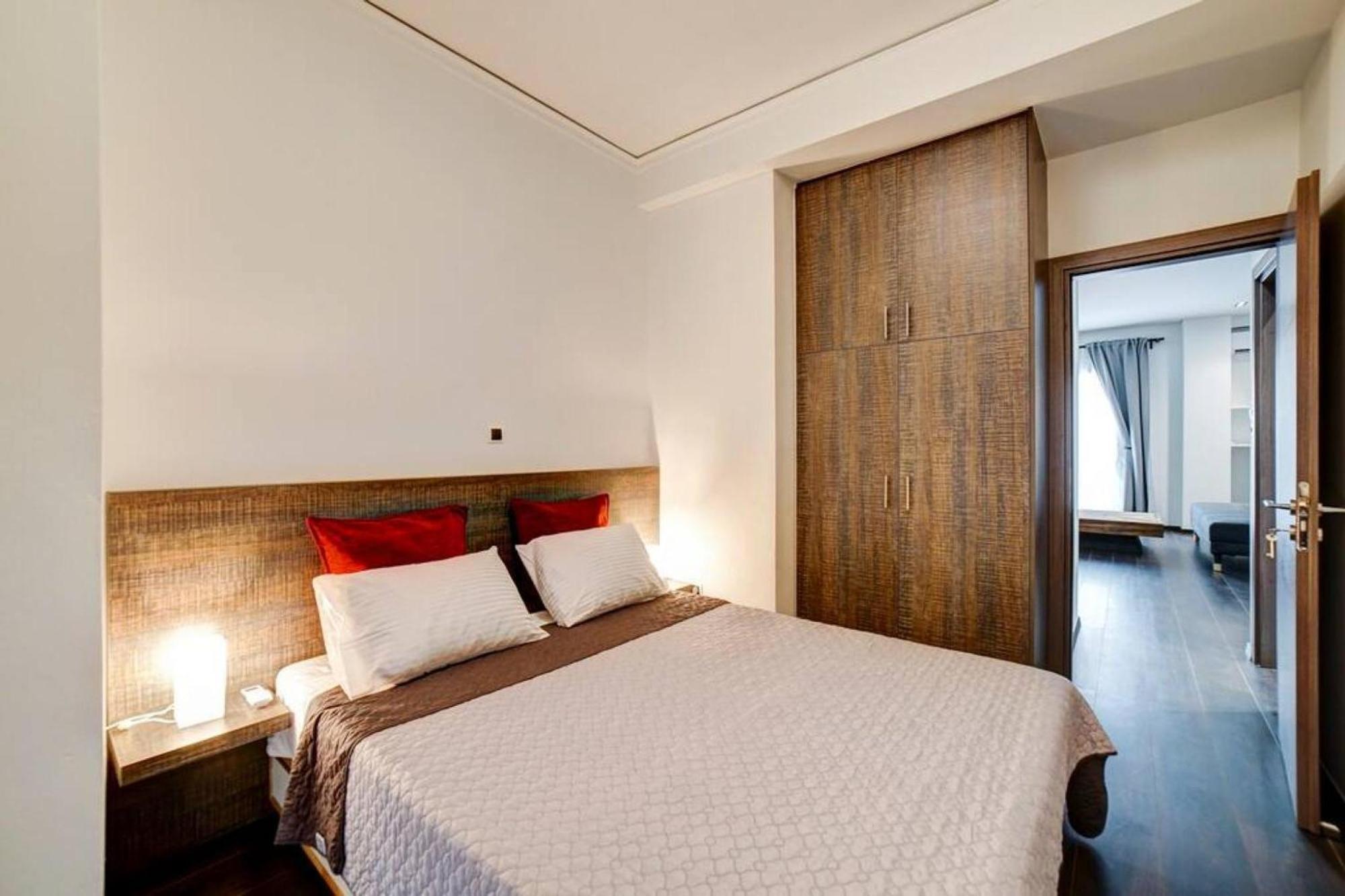 Classy And Stylish Apartment Next To Hilton Athens Ngoại thất bức ảnh